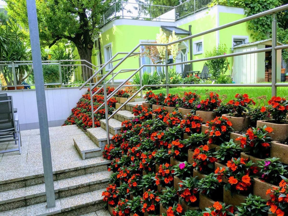 Ajo Garden Terrace Studio Apartments - Self-Check-In Wien Eksteriør billede