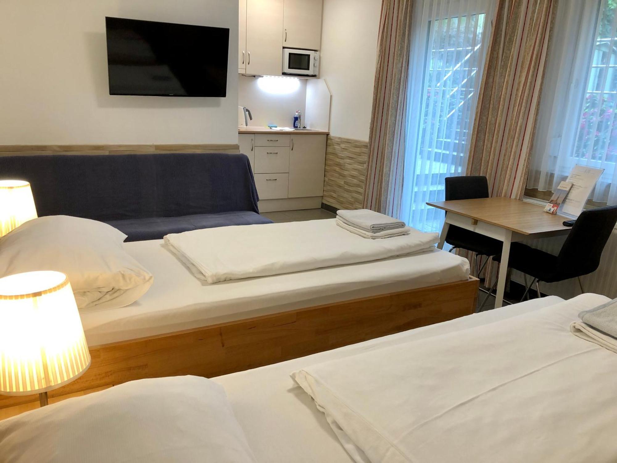 Ajo Garden Terrace Studio Apartments - Self-Check-In Wien Eksteriør billede